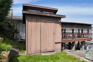 209 Bella Bella Dr, Fox Island, WA 98333 - Photo 32