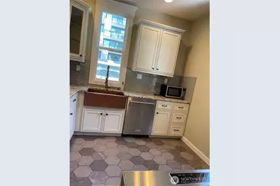 1522 Taylor Avenue N, Seattle, WA 98109 - Photo 20