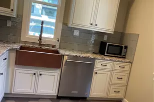 1522 Taylor Ave N, Seattle, WA 98109 - Photo 20