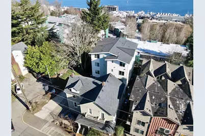 1522 Taylor Avenue N, Seattle, WA 98109 - Photo 4