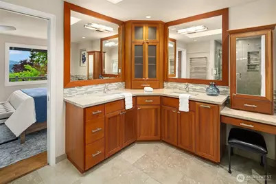 1516 184th Avenue NE, Bellevue, WA 98008 - Photo 16