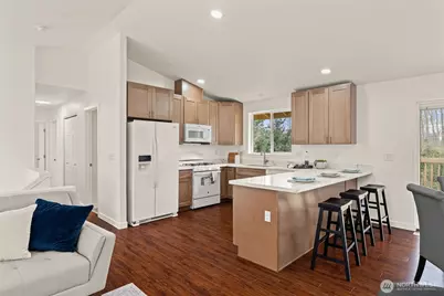 3203 200 Place SW, Lynnwood, WA 98036 - Photo 8