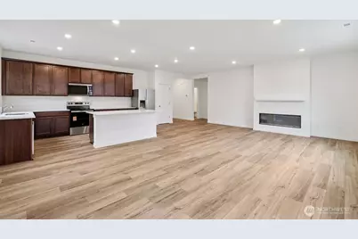 8741 52nd Place NE #014, Marysville, WA 98270 - Photo 4