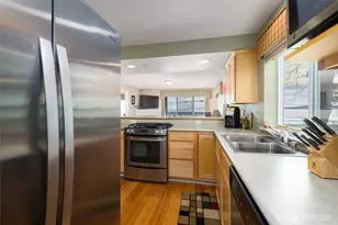 8075 Harborview Rd, Birch Bay, WA 98230 - Photo 16