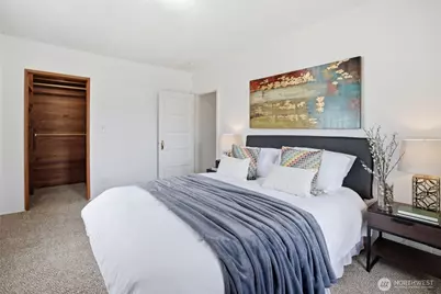 9643 56th Avenue S, Seattle, WA 98118 - Photo 16