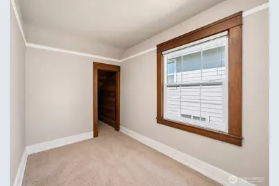 935 S Sprague Avenue, Tacoma, WA 98405 - Photo 16