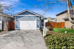 14902 44th Dr NE, Marysville, WA 98271 - Photo 2