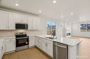 4610 87th Ave NE, Marysville, WA 98270 - Photo 6