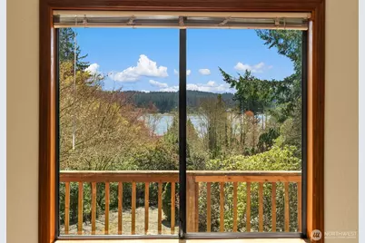 6625 Cromwell Beach Drive NW, Gig Harbor, WA 98335 - Photo 20