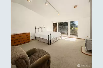 6625 Cromwell Beach Drive NW, Gig Harbor, WA 98335 - Photo 16