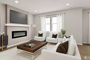 1023 138th Pl SW, Lynnwood, WA 98087 - Photo 2