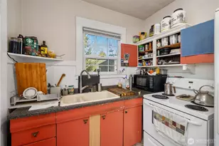 941 / 935 S Sprague Ave, Tacoma, WA 98405 - Photo 30