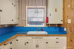 941 / 935 S Sprague Ave, Tacoma, WA 98405 - Photo 16