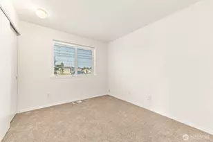 21804 41st Ave Ct E, Spanaway, WA 98387 - Photo 32