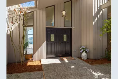 4408 E Mercer Way, Mercer Island, WA 98040 - Photo 2