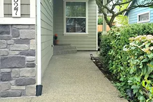 8327 54th Ave SE, Olympia, WA 98513 - Photo 2