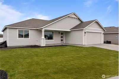 4215 W Sandy Court, Moses Lake, WA 98837 - Photo 2