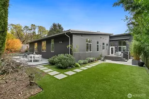 1549 Magnolia Way W, Seattle, WA 98199 - Photo 32