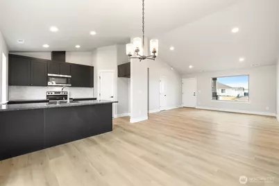 215 Lessor Loop, Moses Lake, WA 98837 - Photo 10