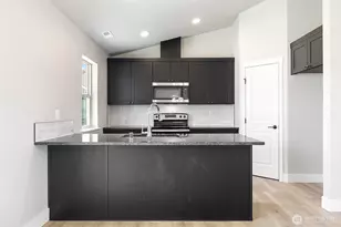 215 Lessor Loop, Moses Lake, WA 98837 - Photo 12