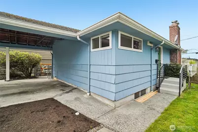 3909 13th Avenue S, Seattle, WA 98108 - Photo 2