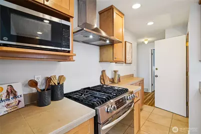 3909 13th Avenue S, Seattle, WA 98108 - Photo 12