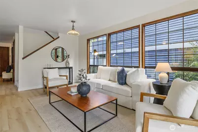 1027 NE 113th Street, Seattle, WA 98125 - Photo 8