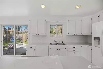 29 232nd Pl SW, Bothell, WA 98021 - Photo 18