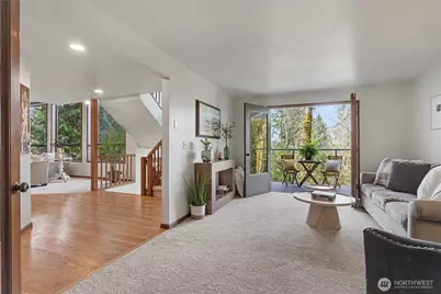 25028 SE Mirrormont Blvd, Issaquah, WA 98027 - Photo 10