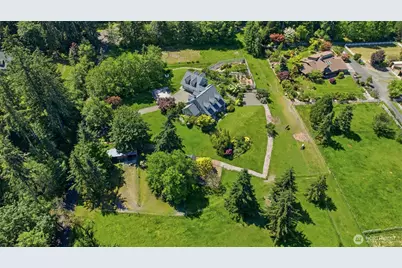 1352 14th Avenue, Fox Island, WA 98333 - Photo 2