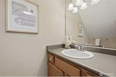 700 Front Street S #E206, Issaquah, WA 98027 - Photo 10