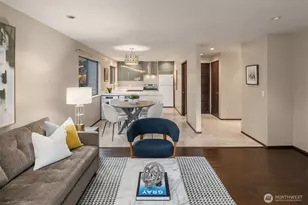 5220 21st Ave NE, Seattle, WA 98105 - Photo 4