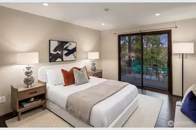 5220 21st Avenue NE #2, Seattle, WA 98105 - Photo 10