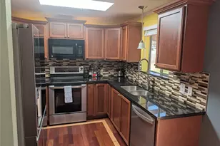 24421 Terrace Pl, Black Diamond, WA 98010 - Photo 4