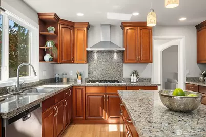 6311 139th Place SE, Bellevue, WA 98006 - Photo 12