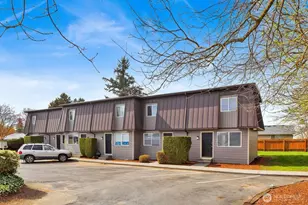 211 Maple St, Lynden, WA 98264 - Photo 1