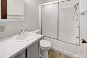 211 Maple St, Lynden, WA 98264 - Photo 18