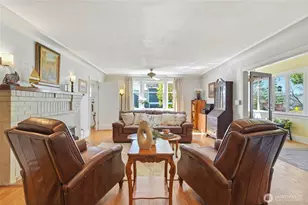 211 S 15th St, Renton, WA 98055 - Photo 6