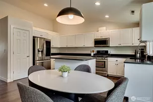 14711 NW 7th Pl, Vancouver, WA 98685 - Photo 12