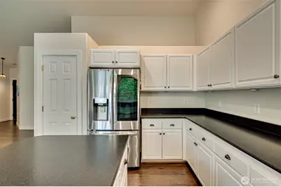 14711 NW 7th Place, Vancouver, WA 98685 - Photo 6