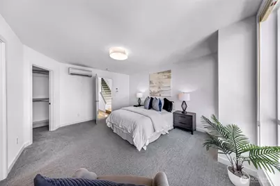 4218 Linden Avenue N, Seattle, WA 98103 - Photo 18