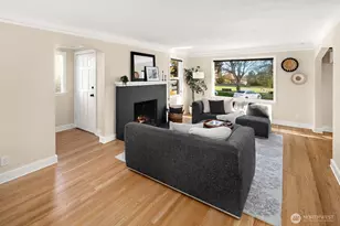 2106 NW 77th St, Seattle, WA 98117 - Photo 4