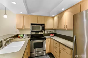 213 Shepard Way NW, Bainbridge Island, WA 98110 - Photo 18