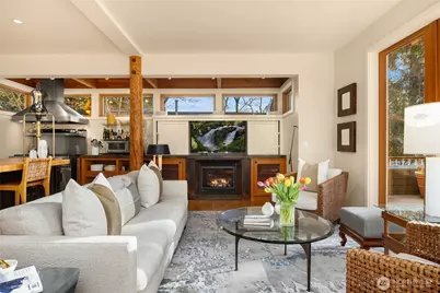 339 Lovell Avenue SW, Bainbridge Island, WA 98110 - Photo 10