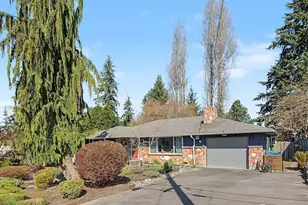 6923 189th Pl SW, Lynnwood, WA 98036 - Photo 2