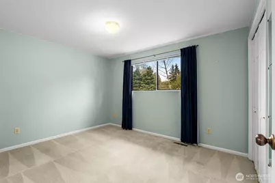 11516 Bartlett Ave NE, Seattle, WA 98125 - Photo 18