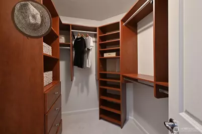 3900 2nd Avenue NE #403, Seattle, WA 98105 - Photo 24