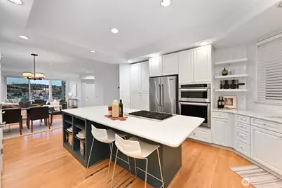 3900 2nd Avenue NE #403, Seattle, WA 98105 - Photo 14