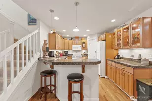 211 E Sterling Dr, Allyn, WA 98524 - Photo 10