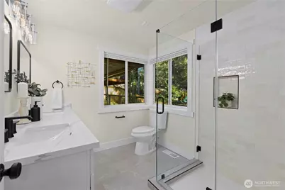 18330 47th Place NE, Lake Forest Park, WA 98155 - Photo 16